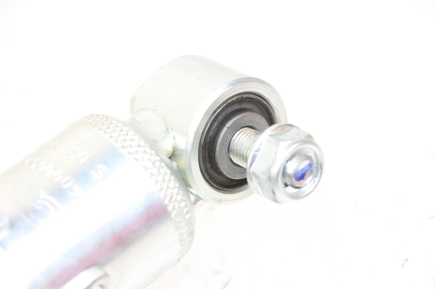 photo de ACHTERSTE SCHOKDEMPER ROYAL ENFIELD SCRAM 411 (2022 - 2024) - Technische close-up