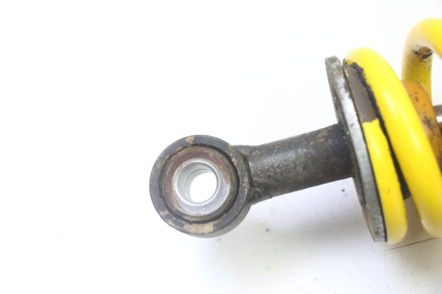 photo de ACHTERSTE SCHOKDEMPER DERBI SENDA SM DRD 50 (2008 - 2013) - Zoom op gebruiksstaat
