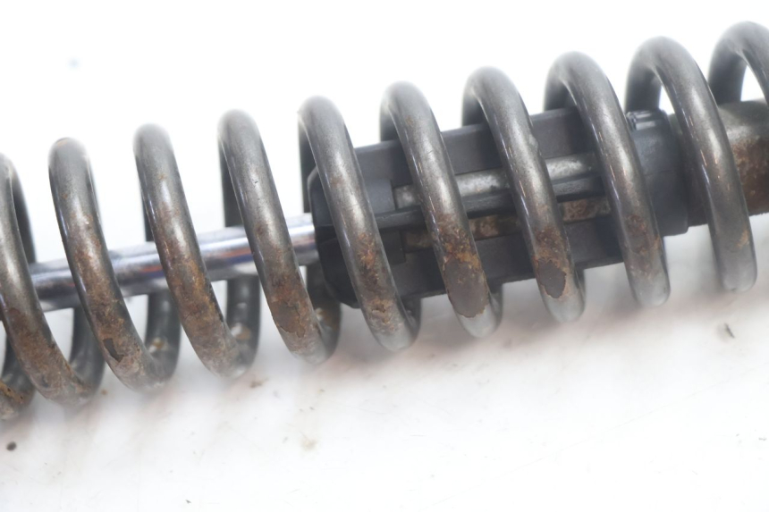 photo de ACHTERSTE SCHOKDEMPER YAMAHA SLIDER 50 (1999 - 2004) - Bevestigingspunten