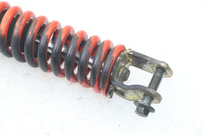 photo de ACHTERSTE SCHOKDEMPER FYM STRADA 50 (2007 - 2014) - Bevestigingspunten