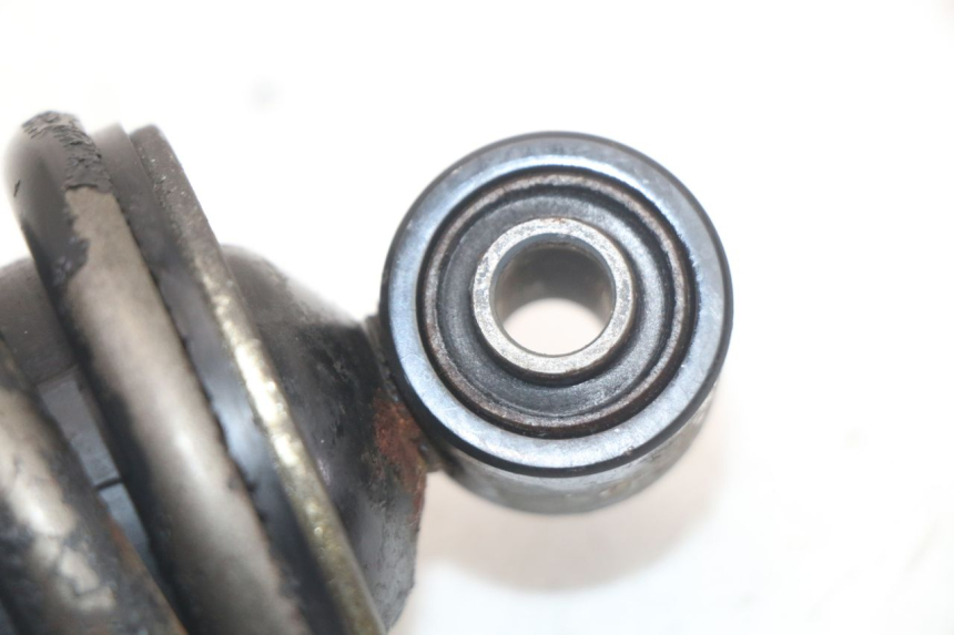 photo de ACHTERSTE SCHOKDEMPER SUZUKI GS F 500 (2004 - 2007) - Markeringen en referenties