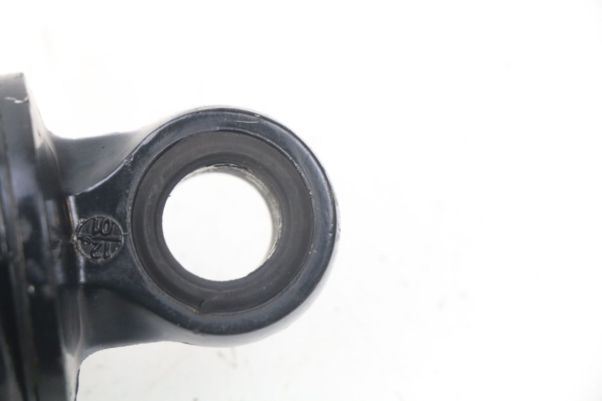 photo de ACHTERSTE SCHOKDEMPER SUZUKI UH BURGMAN 125 (2002 - 2006) - Detail van het onderdeel