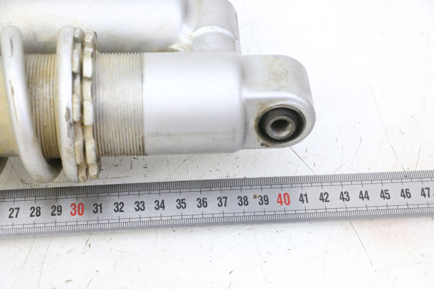 photo de ACHTERSTE SCHOKDEMPER YAMAHA YZ 85 (2002 - 2018) - Detail van het onderdeel