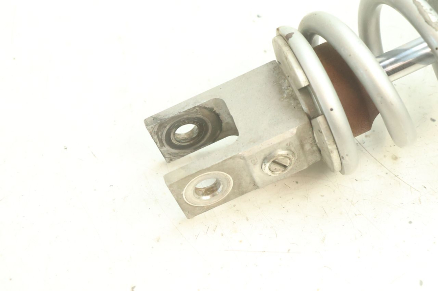 photo de ACHTERSTE SCHOKBREKER YAMAHA YZF R6 600 (2008 - 2009) - Detail van het onderdeel