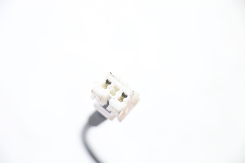 photo de TRANSPONDERANTENNE PEUGEOT ELYSEO 125 (1999 - 2004) - Andere kijkhoek