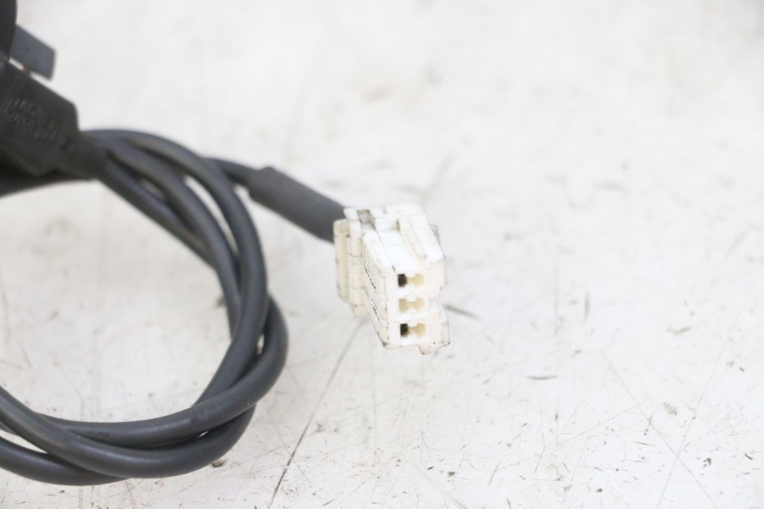 photo de TRANSPONDERANTENNE PEUGEOT ELYSTAR 125 (2002 - 2007) - Zoom op gebruiksstaat