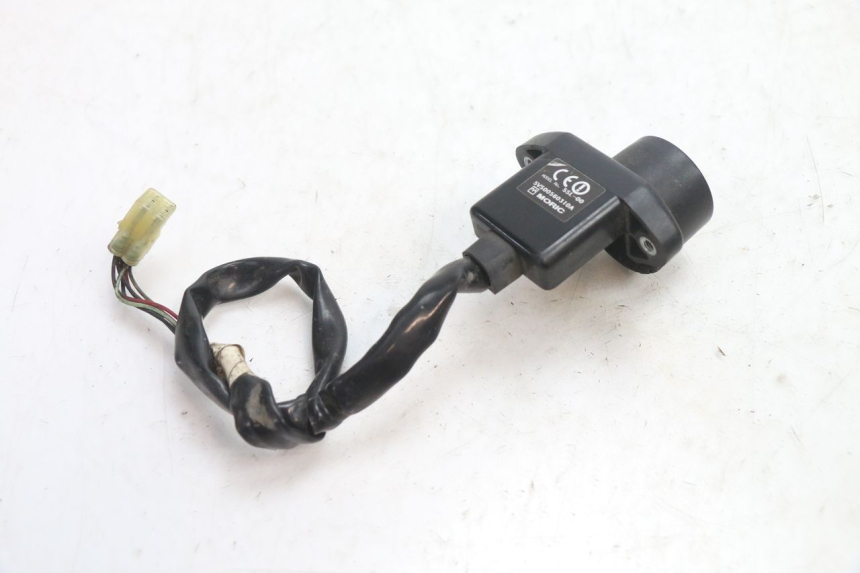 photo de TRANSPONDERANTENNE YAMAHA FJR 1300 (2001 - 2005) - Zoom op gebruiksstaat