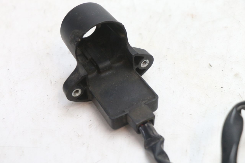 photo de TRANSPONDERANTENNE YAMAHA FJR 1300 (2001 - 2005) - Technische close-up