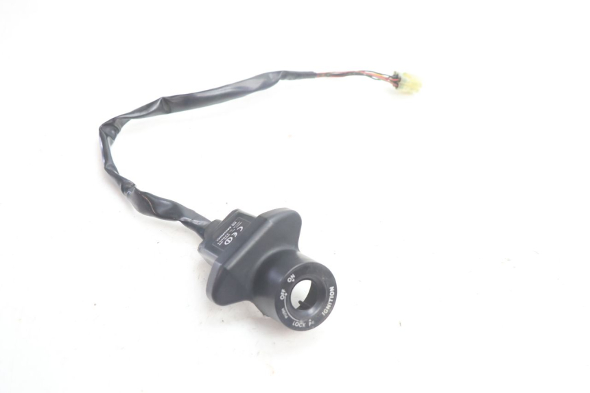 photo de TRANSPONDERANTENNE YAMAHA FJR 1300 (2001 - 2005) - Detail van het onderdeel