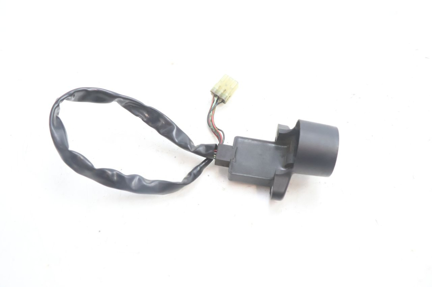 photo de TRANSPONDERANTENNE YAMAHA FJR 1300 (2001 - 2005) - Andere kijkhoek