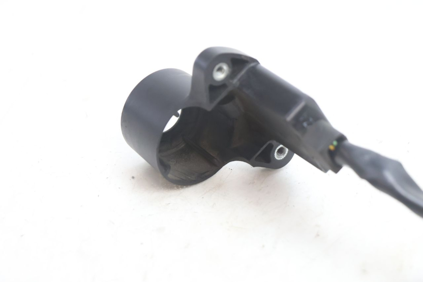 photo de TRANSPONDERANTENNE YAMAHA FJR 1300 (2001 - 2005) - Technische close-up