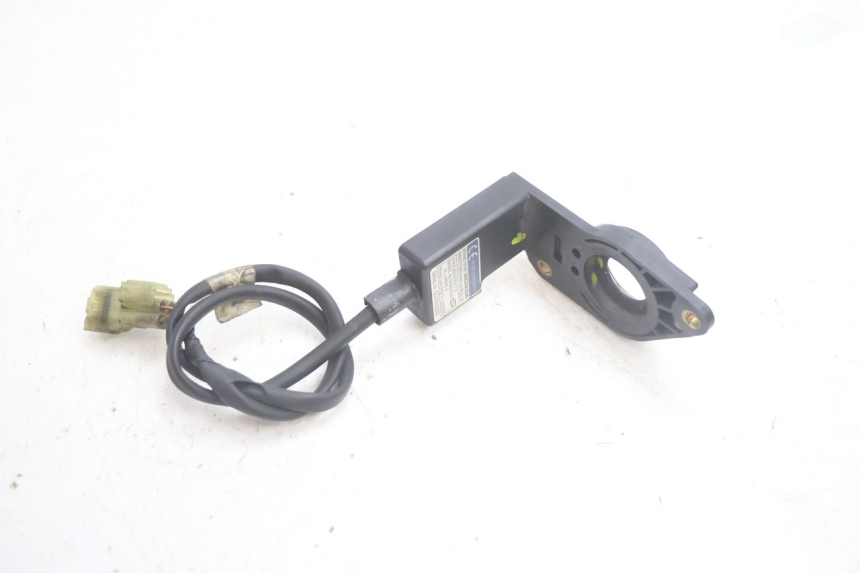 photo de TRANSPONDERANTENNE HONDA FJS SILVER WING SILVERWING 400 (2005 - 2008) - Andere kijkhoek
