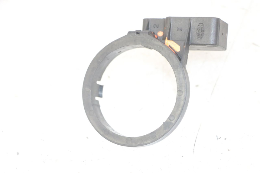 photo de TRANSPONDERANTENNE PIAGGIO MP3 LT 300 (2010 - 2016) - Andere kijkhoek