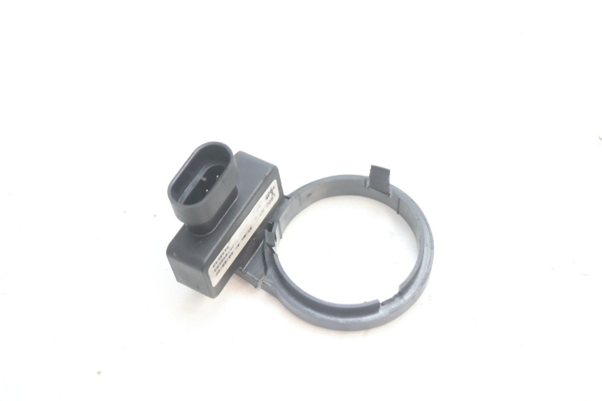 photo de TRANSPONDERANTENNE PIAGGIO MP3 LT 300 (2010 - 2016) - Hoofdaanzicht