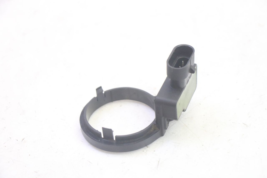 photo de TRANSPONDERANTENNE PIAGGIO MP3 RL 250 (2006 - 2010) - Andere kijkhoek