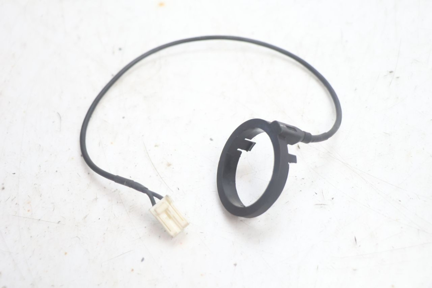 photo de TRANSPONDERANTENNE PIAGGIO MP3 125 (2006 - 2014) - Hoofdaanzicht
