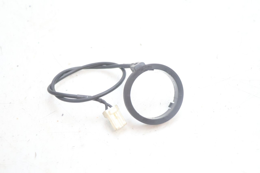 photo de TRANSPONDERANTENNE PIAGGIO MP3 125 (2006 - 2014) - Detail van het onderdeel