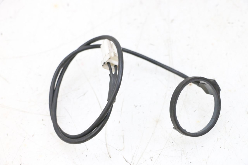 photo de TRANSPONDERANTENNE PEUGEOT SATELIS 125 (2006 - 2009) - Andere kijkhoek