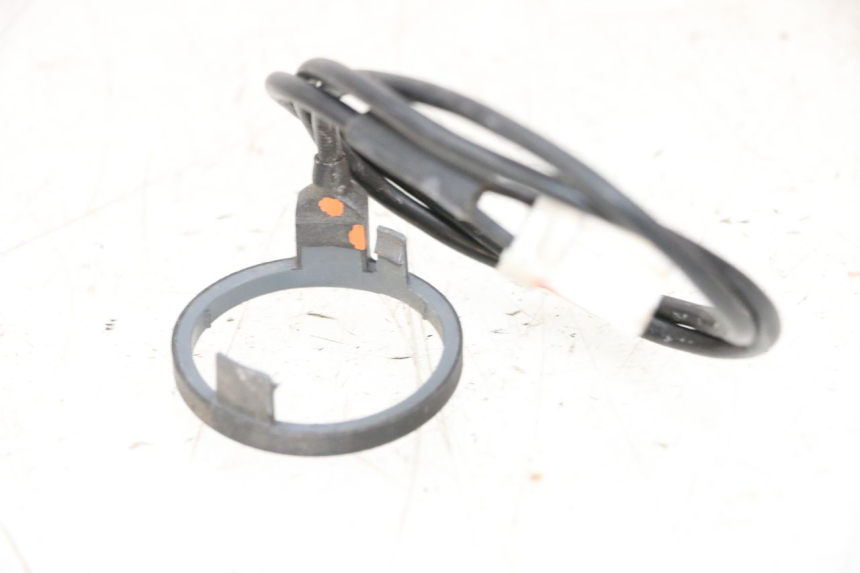 photo de TRANSPONDERANTENNE PEUGEOT SATELIS 125 (2006 - 2009) - Zoom op gebruiksstaat