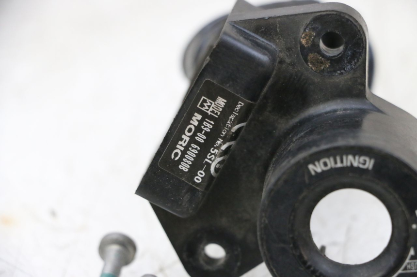 photo de TRANSPONDERANTENNE YAMAHA XMAX X-MAX 125 (2006 - 2009) - Technische close-up