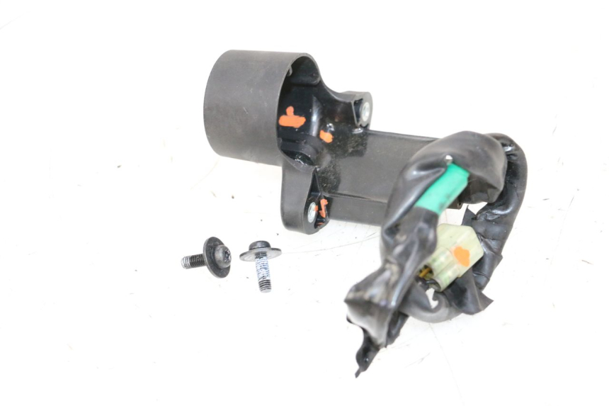 photo de TRANSPONDERANTENNE YAMAHA XJ6 600 (2008 - 2016) - Bevestigingspunten