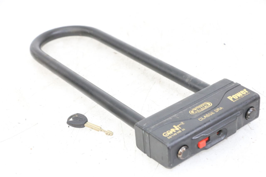 photo de DIEFSTALBEVEILIGING PIAGGIO NEW TYPHOON 50 (2010 - 2017) - Detail van het onderdeel