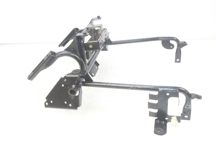 photo de VOORSTE KOPLAMPSTEUN SUZUKI BURGMAN 650 (2002 - 2004) - Overzicht