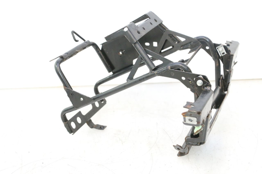 photo de VOORSTE SPINNEWEBFRAME PEUGEOT CITYSTAR 2T 50 (2018 - 2021) - Detail van het onderdeel