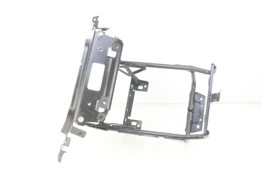 photo de VOORSTE SPINNEWEBFRAME PEUGEOT CITYSTAR 125 (2011 - 2017) - Detail van het onderdeel