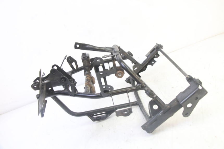 photo de VOORSTE SPINNEWEBFRAME HONDA FES S-WING SWING ABS 125 (2007 - 2015) - Andere kijkhoek