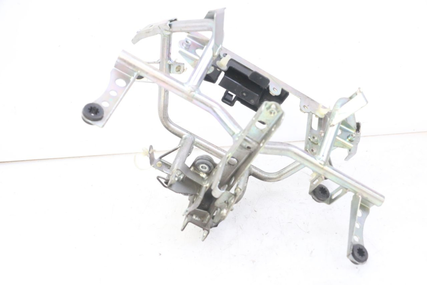 photo de VOORSTE SPINNEWEBFRAME HONDA FORZA ABS 300 (2013 - 2017) - Andere kijkhoek