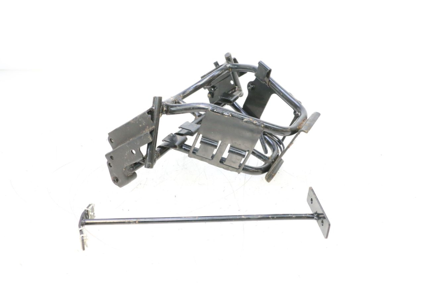 photo de VOORSTE SPINNEWEBFRAME SYM GTS EVO 125 (2009 - 2013) - Detail van het onderdeel