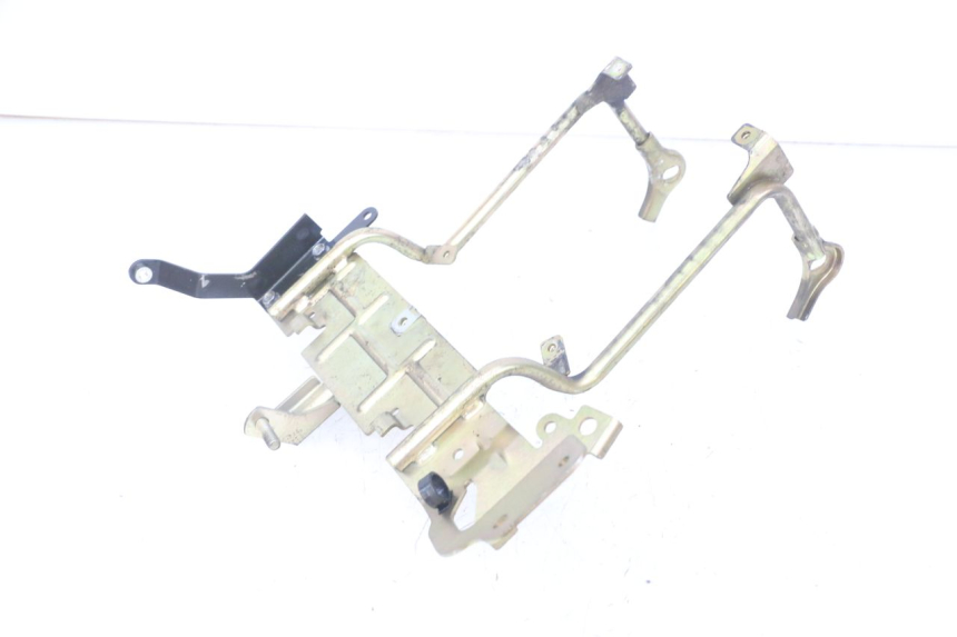 photo de VOORSTE SPINNEWEBFRAME PEUGEOT JET FORCE CARBU 50 (2003 - 2016) - Andere kijkhoek