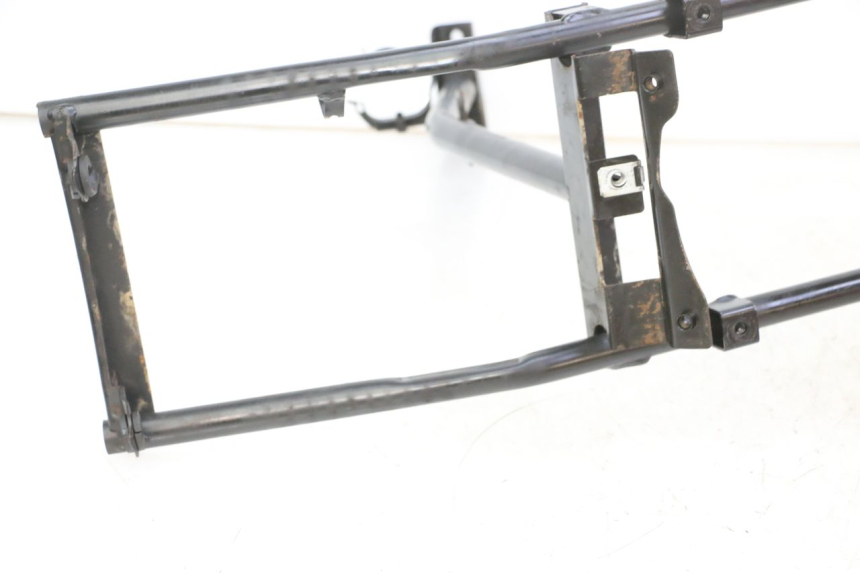 photo de VOORSTE SPINNEWEBFRAME PIAGGIO MP3 125 (2006 - 2014) - Gecontroleerd onderdeel