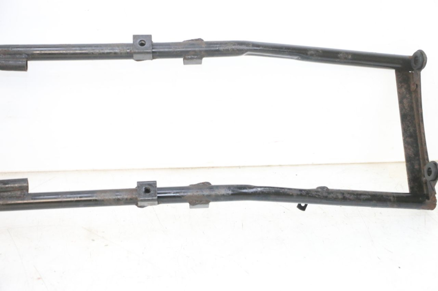 photo de VOORSTE SPINNEWEBFRAME PIAGGIO MP3 RL 250 (2006 - 2010) - Kenmerkende details