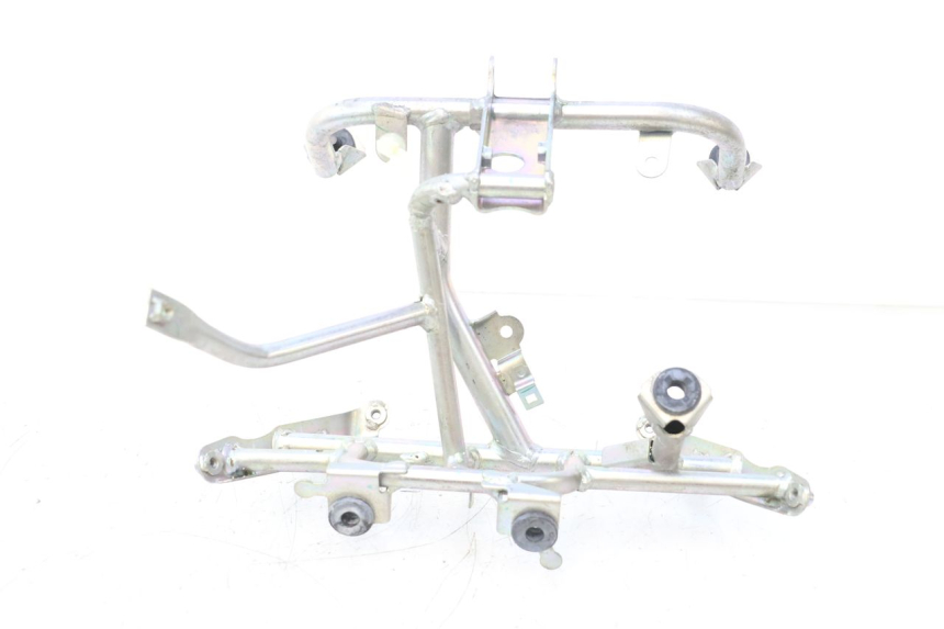 photo de VOORSTE SPINNEWEBFRAME HONDA PCX (JF28) 125 (2009 - 2011) - Technische close-up