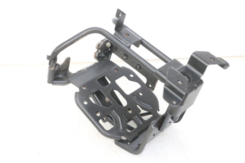 photo de VOORSTE SPINNEWEBFRAME PEUGEOT SATELIS 125 (2013 - 2018) - Zoom op gebruiksstaat