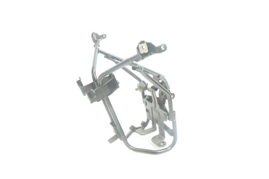 photo de VOORSTE SPINNEWEBFRAME PEUGEOT SATELIS 125 (2006 - 2009) - Detail van het onderdeel