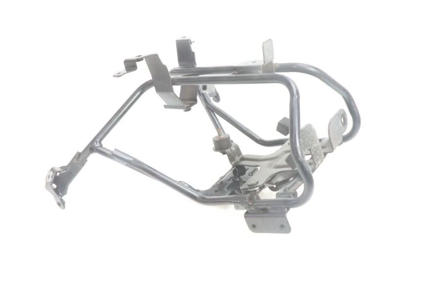 photo de VOORSTE SPINNEWEBFRAME PEUGEOT SATELIS 125 (2006 - 2009) - Technische close-up