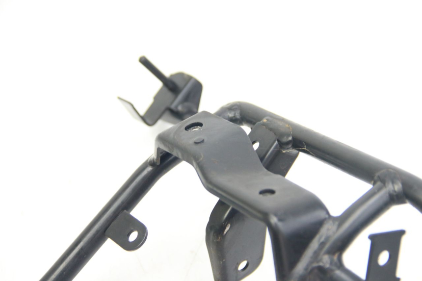 photo de VOORSTE SPINFRAME SUZUKI SIXTEEN 125 (2008 - 2010) - Markeringen en referenties