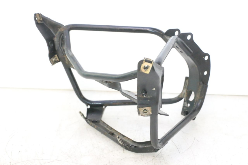 photo de VOORSTE KUIPBEUGEL PIAGGIO X8 STREET 125 (2006 - 2007) - Detail van het onderdeel