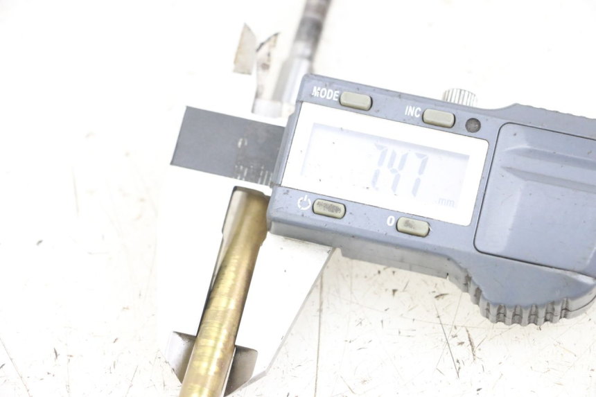 photo de KOPPELASAS SUZUKI GSX E 250 (1982 - 1983) - Detail van het onderdeel