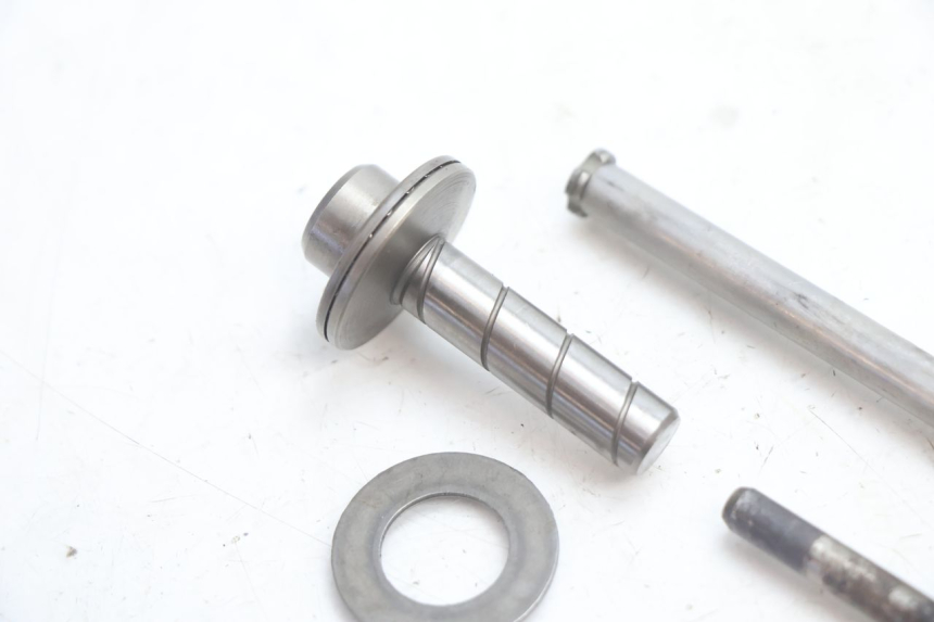 photo de KOPPELASAS SUZUKI SV S 650 (2003 - 2009) - Detail van het onderdeel