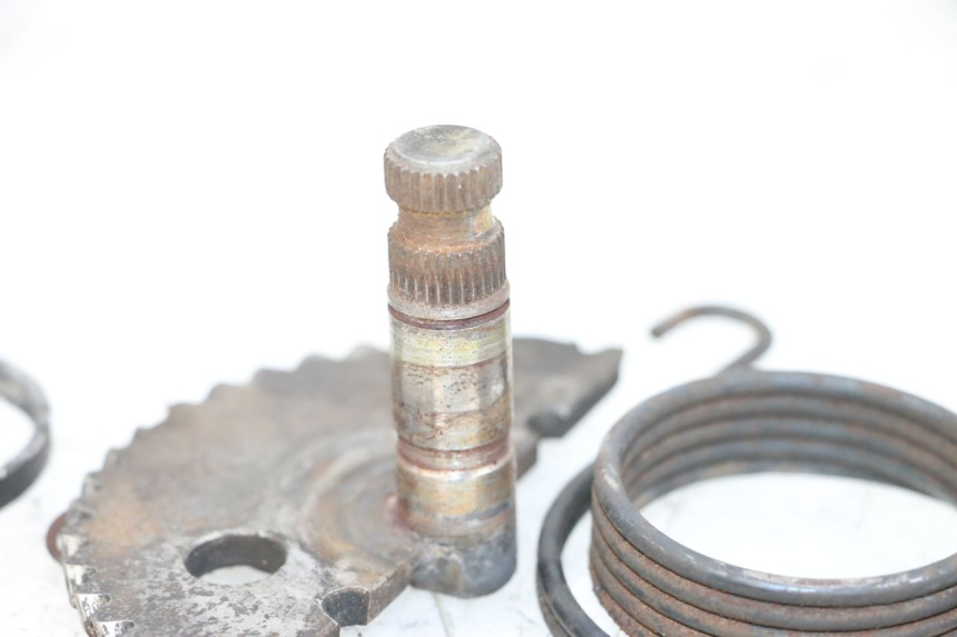 photo de STARTERAS PEUGEOT KISBEE 4T 50 (2018 - 2022) - Zoom op gebruiksstaat