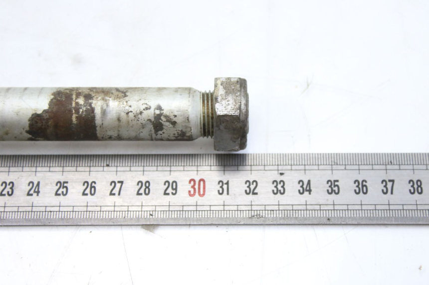 photo de ZWAARTPUNTAS ACHTERBRUG HONDA CBF 500 (2004 - 2007) - Bevestigingspunten