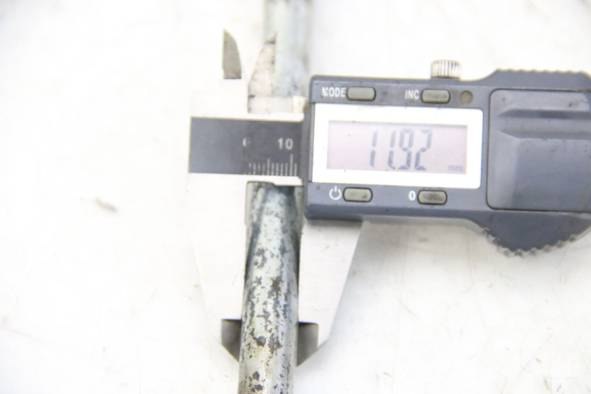 photo de ZWAARTPUNTAS ACHTERBRUG HONDA CRF CR-F 100 (2004 - 2013) - Zoom op gebruiksstaat