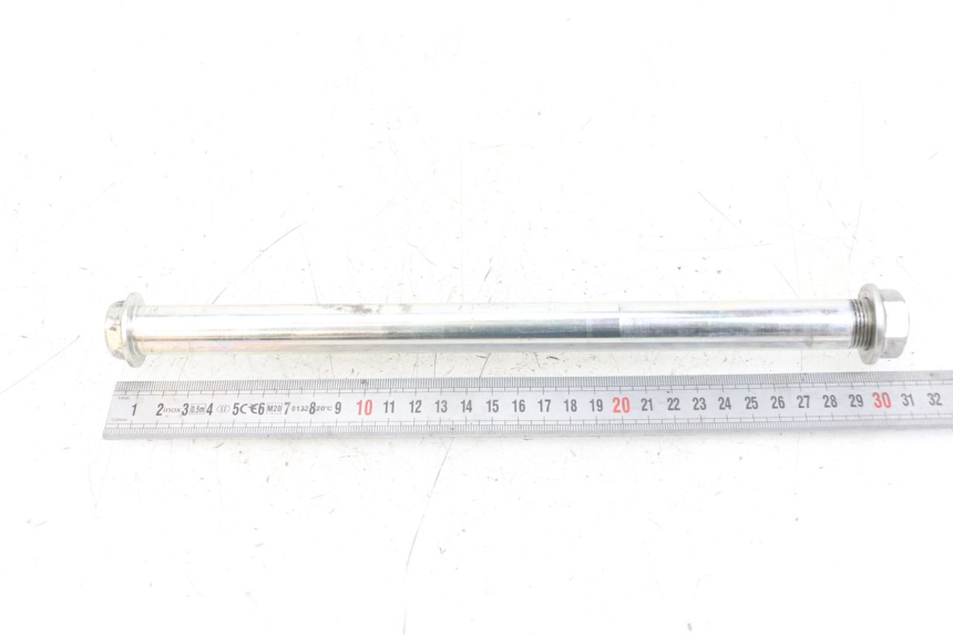 photo de ZWAARTPUNTAS ACHTERBRUG KAWASAKI ER-6 ER6 N 650 (2012 - 2016) - Zoom op gebruiksstaat