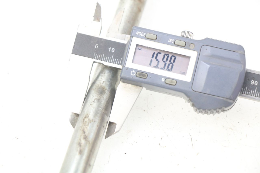 photo de AS SCHOMMELARM YAMAHA FJ 3CX 1200 (1986 - 1996) - Detail van het onderdeel