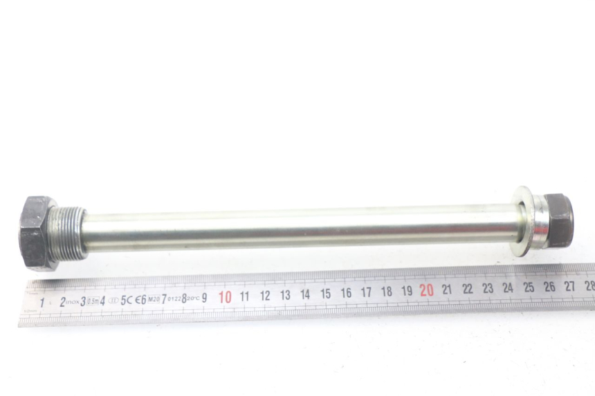 photo de ZWAARTPUNTAS ACHTERBRUG YAMAHA FJR ABS 1300 (2006 - 2012) - Zoom op gebruiksstaat