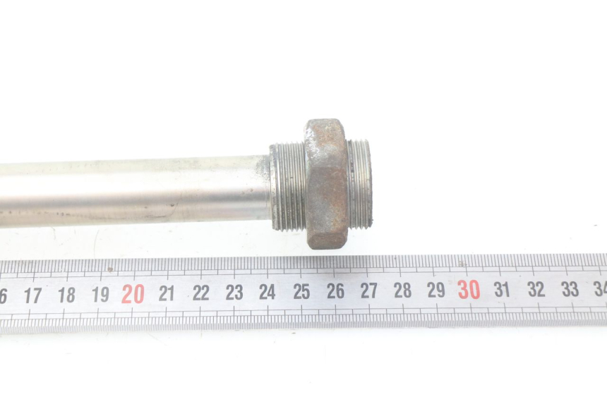 photo de ZWAARTPUNTAS ACHTERBRUG YAMAHA FJR ABS 1300 (2016 - 2020) - Zoom op gebruiksstaat